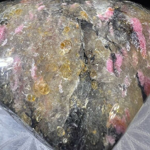 Icy Rhodonite Crystal Heart Carving - Picture 7 of 12